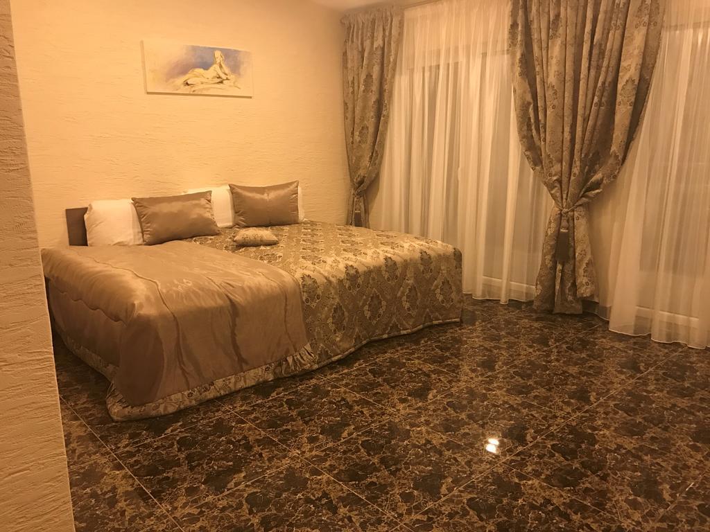 Arka Hotell Mažeikiai Exteriör bild