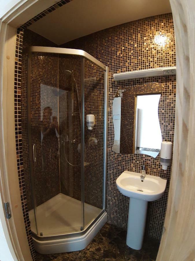 Arka Hotell Mažeikiai Exteriör bild